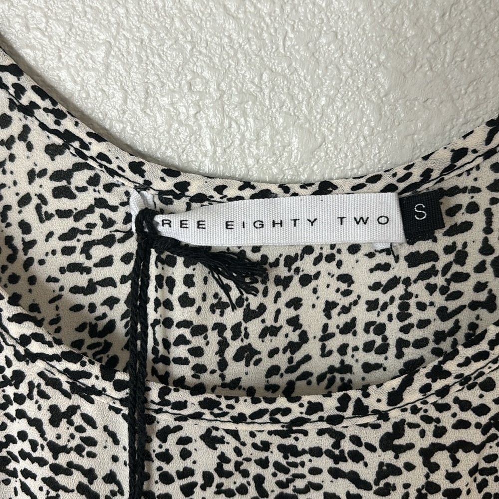 Three Eighty Two White Black Lila Abstract Dress Small - Picture 6 of 8